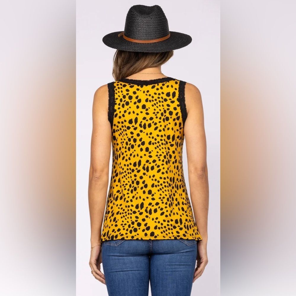 MUSTARD LACE SLEEVELESS ANIMAL PRINT TOP-Large - Picture 6 of 6